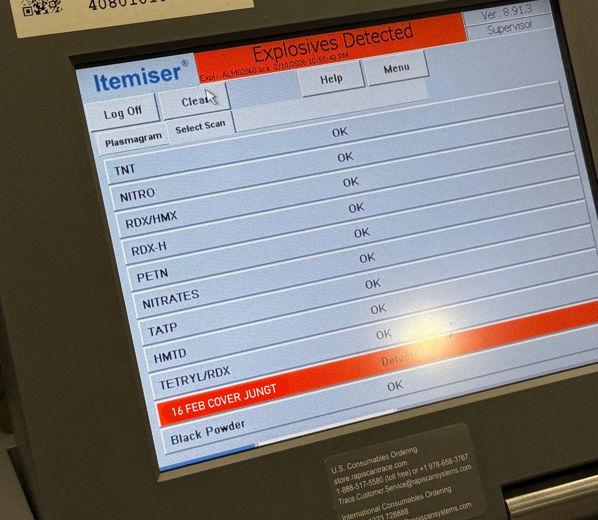 ทำงานวันนี้จู่ๆเครื่องตรวจจับหาสารดัง ไม่รู้ว่าสารอะไรแต่เสียงดังแปลว่ากำลังจะมีอะไรดังเปรี้ยงมั้ยนะ🧐 

#JUNGT 
#BUSCOVERPROJECT