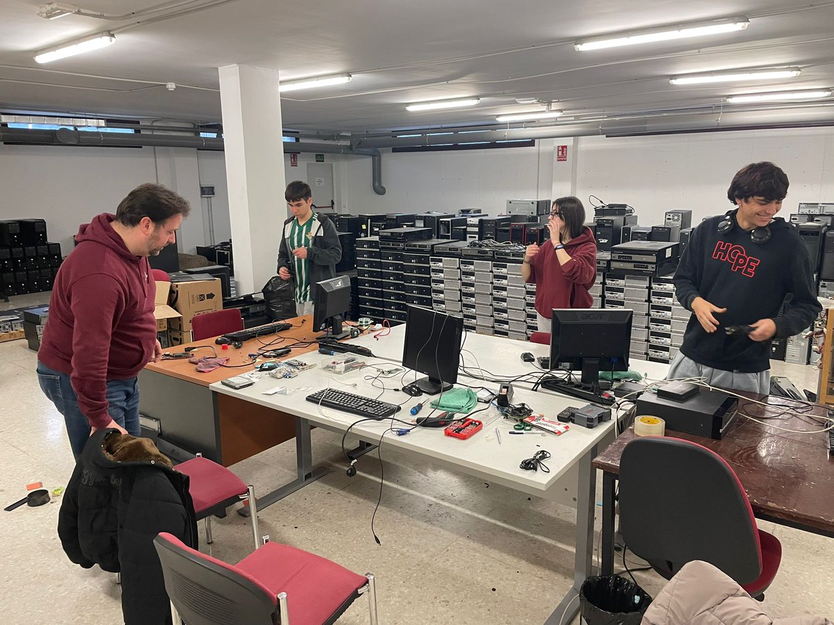 OSL - UGR @oslugr@mastodon.social tweet media