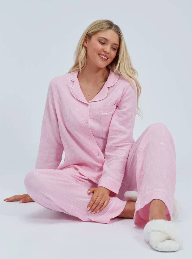 ReviewStudioUK tweet media