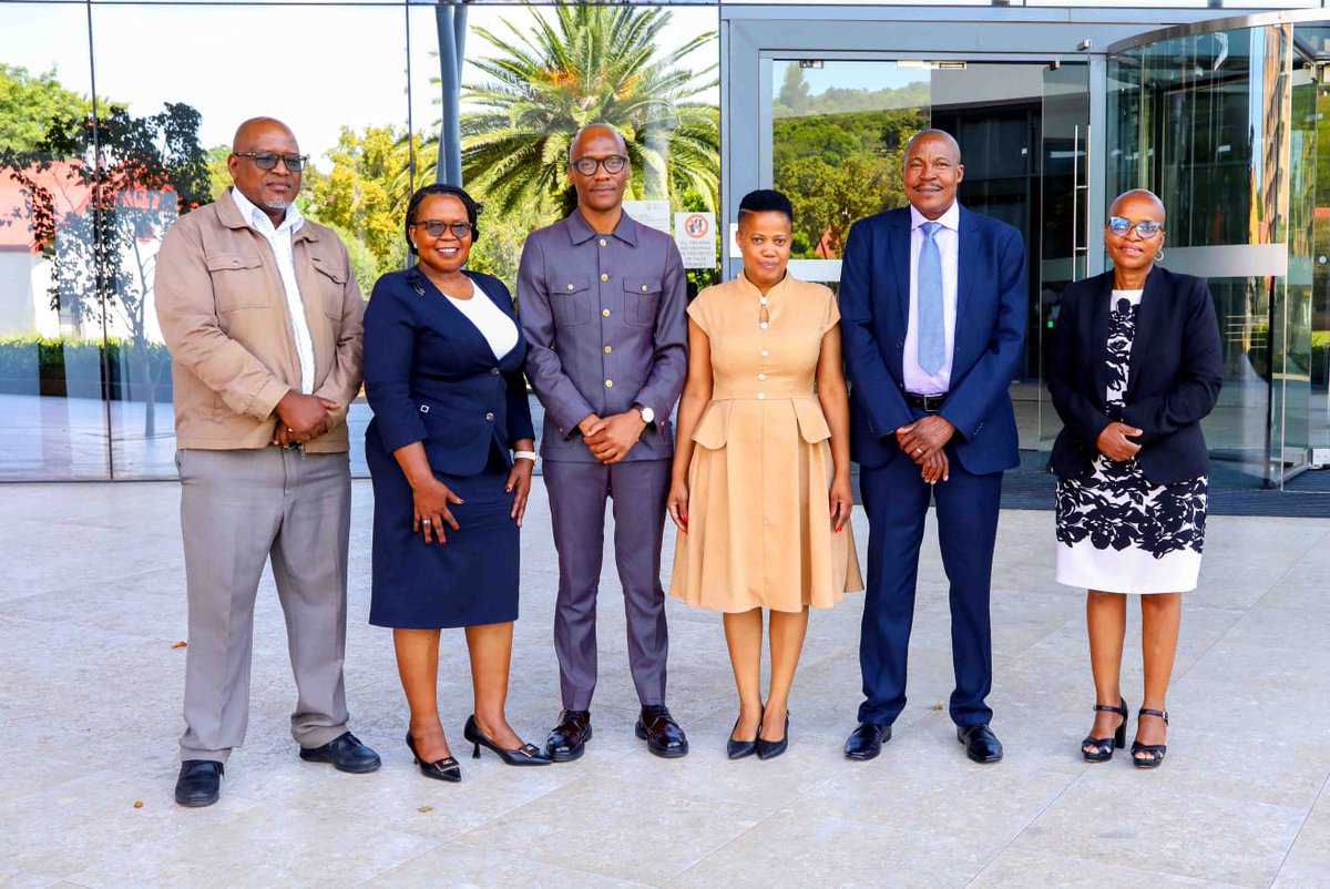 Statistics South Africa (Stats SA) tweet media