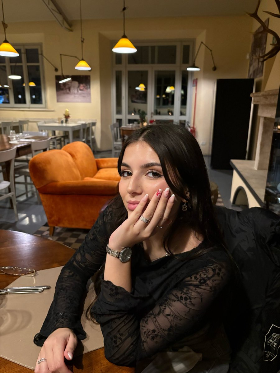 nadia ♡ tweet media