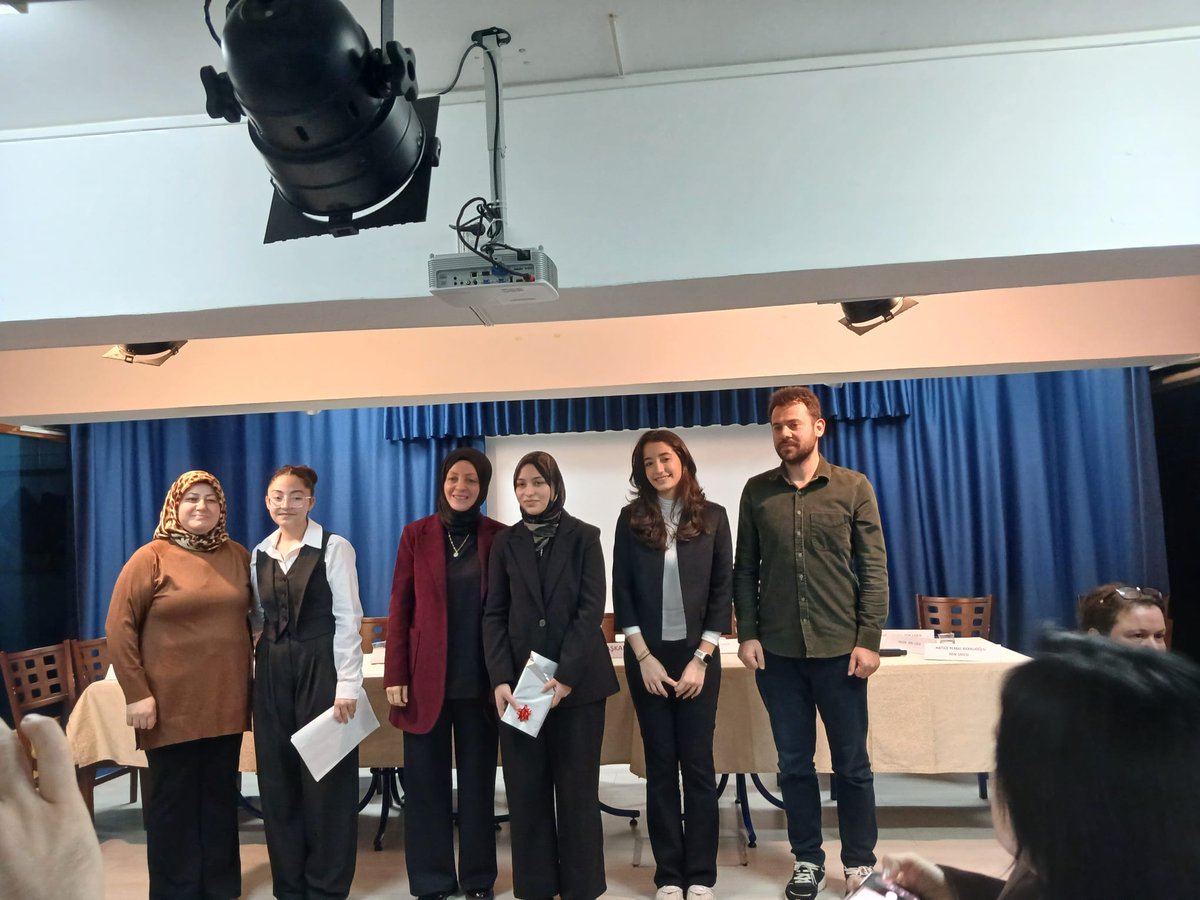 DvanFen's tweet photo. Okuyorum Yazıyorum Projesi Samsun İl Paneli Samsun İbrahim Tanrıverdi Sosyal Bilimler Lisesi konferans salonunda gerçekleşti. Milli Eğitim Bakanlığı Ortaöğretim Genel Müdürlüğü tarafından yürütülen Okuyorum Yazıyorum Projesi kapsamında, https://t.co/RbF7JgqKN3