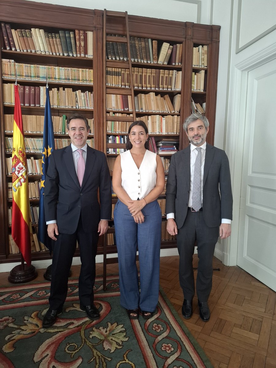 Embajada de España en Uruguay tweet media