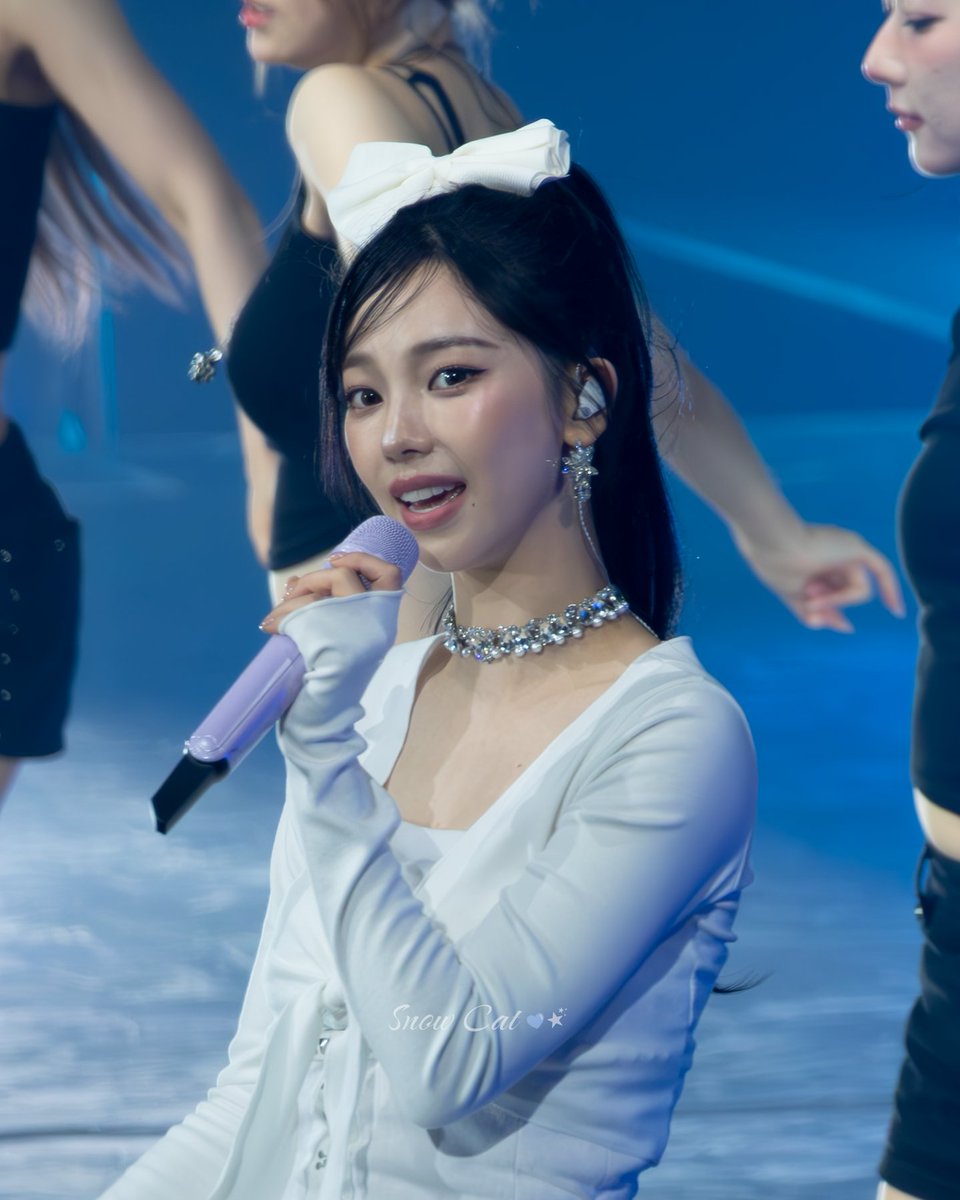 SnowCat_JMJ's tweet photo. 260208

SYNK: aeXIS Line in Hong Kong 

💙

#aespa #에스파 
#카리나 #KARINA https://t.co/slBd2IEkVU