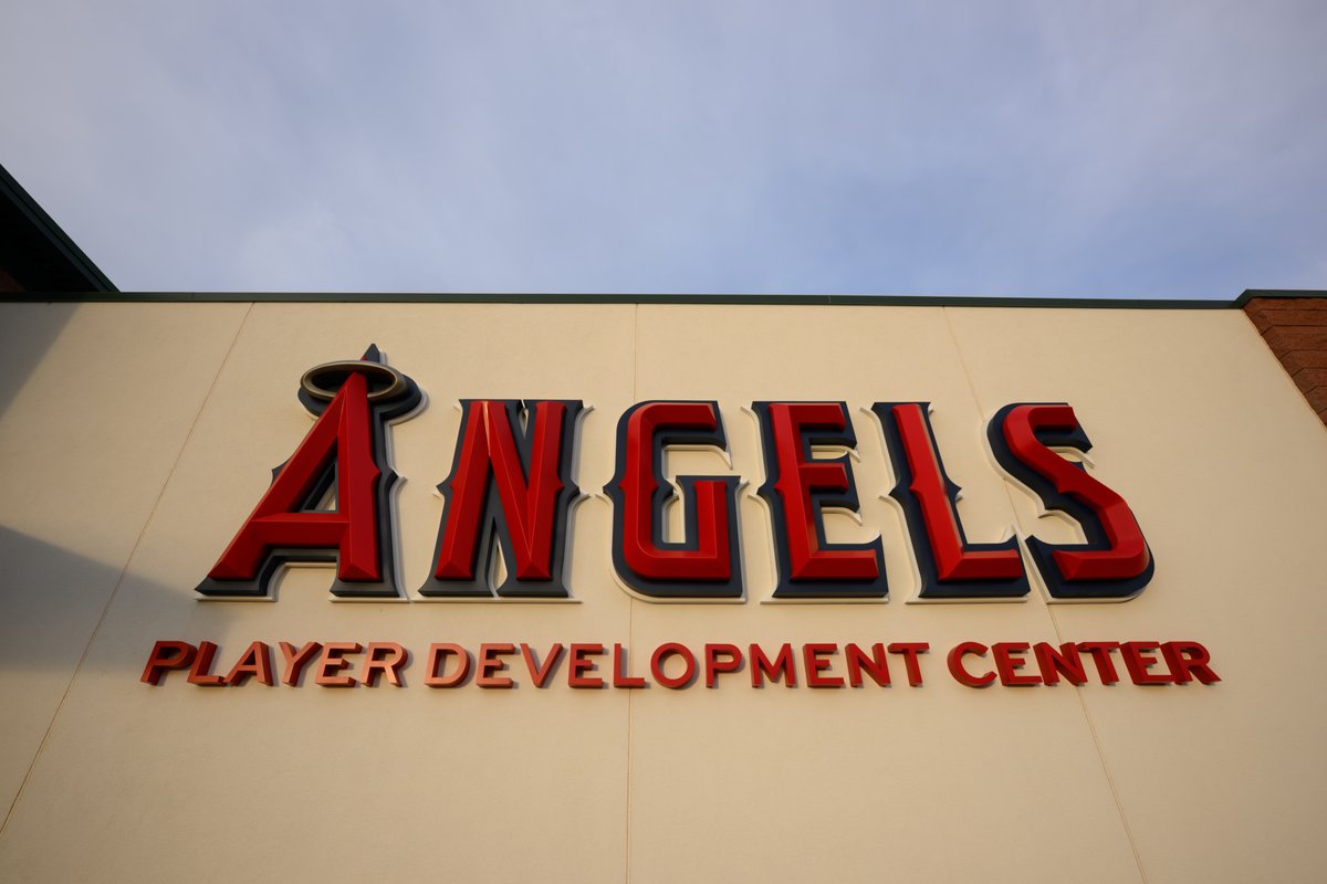 Los Angeles Angels tweet media