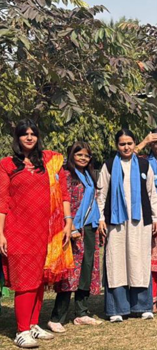 vandanafeminist's tweet photo. PM IS COMPROMISED

#pmiscompromised  #shaktiabhiyan #iyc https://t.co/Xa8izTfewr
