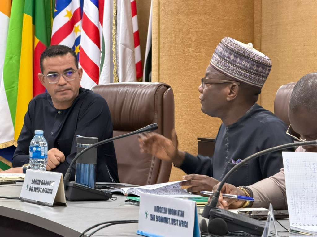 Le <a href="/Groupe_AfDB/">Groupe de la Banque africaine de développement</a> et la Commission de la CEDEAO ont conclu une mission de haut niveau pour faire avancer l’extension de la Stratégie d’intégration régionale pour l’Afrique de l’Ouest.

Points clés :
➡️ Priorités stratégiques &amp; piliers
➡️ Analyses économiques &amp; de fragilité
➡️