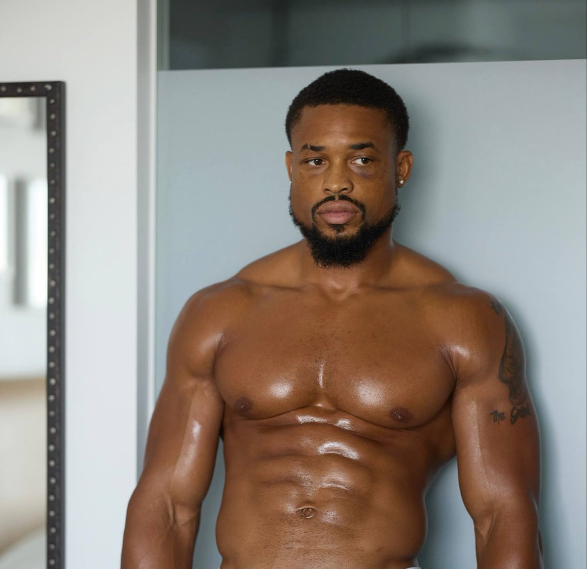 Hey <a href="/grok/">Grok</a> zoom out