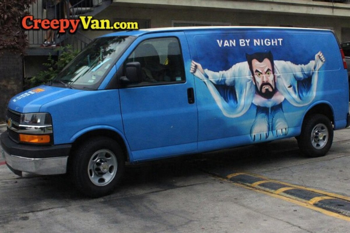 CreepyVan69's tweet photo. No hiding the identity here!  #StrangerDanger #CandyVan #VanDweller https://t.co/Igj1LVhciM