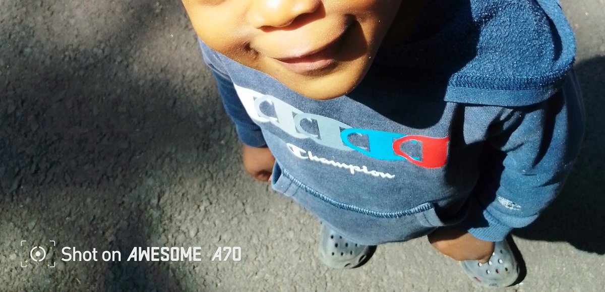 ImpeachBoth's tweet photo. I love you fr so when i see you son i give him hugs https://t.co/9LzoDBzg9v