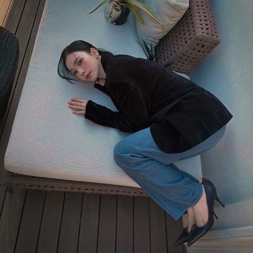 maremiuda's tweet image. ᅠᅠ
tenho vibe de primeiro amor, namorada possessiva, ficante premium ou esposa troféu?

ᅠᅠ