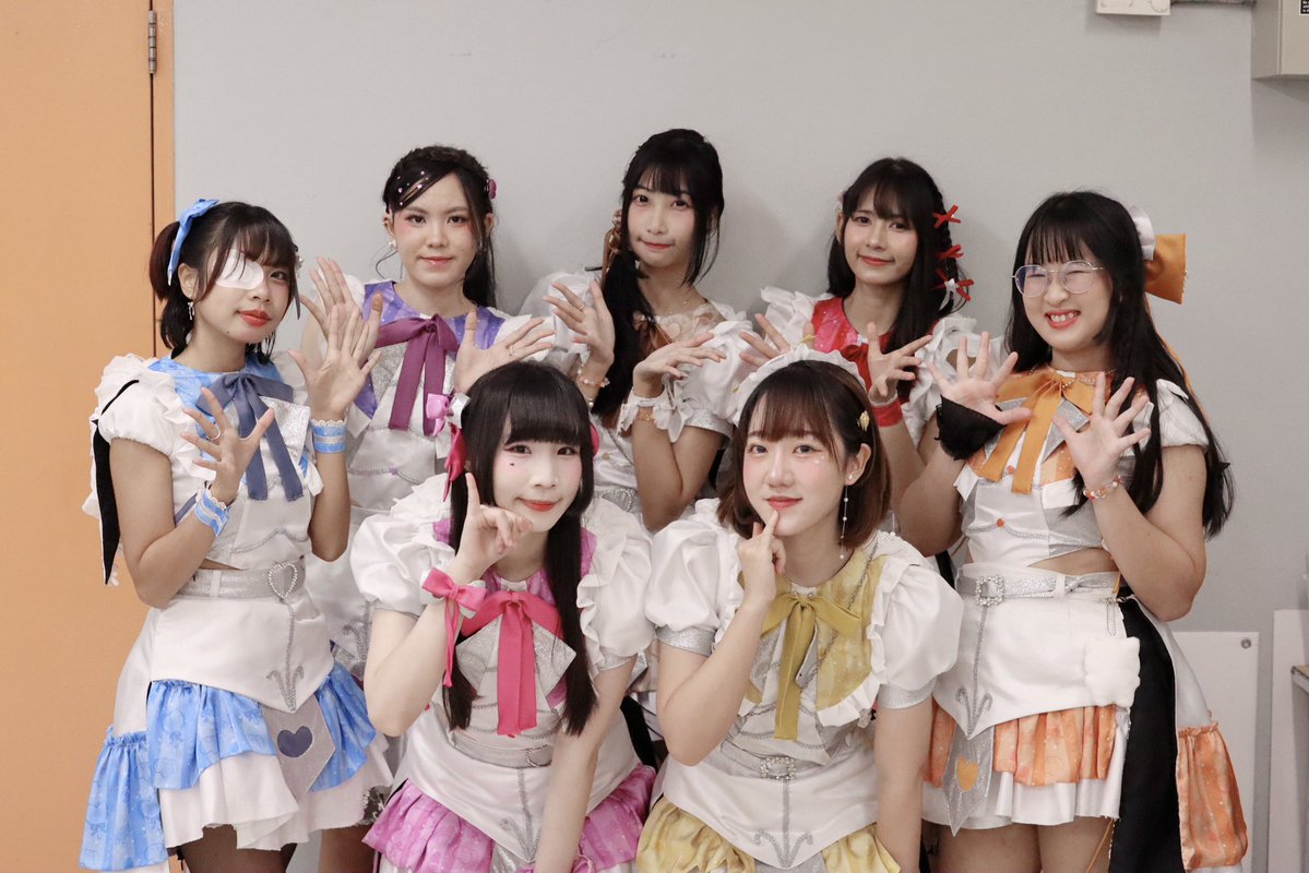 ขอบคุณสำหรับงาน Japan Expo Thailand 2026 นะคะ
เป็นปีแรกที่ R♡EQUILL ได้ไปขึ้นงานนี้ ตื่นเต้นมากๆเลย!
พวกเราได้ขึ้นทั้ง Sora Stage และ Mirai Stage เป็นสองวันสามเวทีที่สุดยอดมากๆเลยค่ะ
ดีใจที่ได้มาเจอ และมอบความสุขให้ทุกคนที่งานนี้นะคะ📮

#REQUILL #りくいる #JapanExpoThailand2026