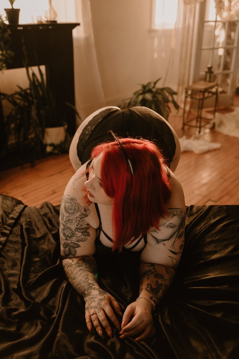 𝚚𝚞𝚎𝚎𝚗 𝚕𝚞𝚡 tweet media