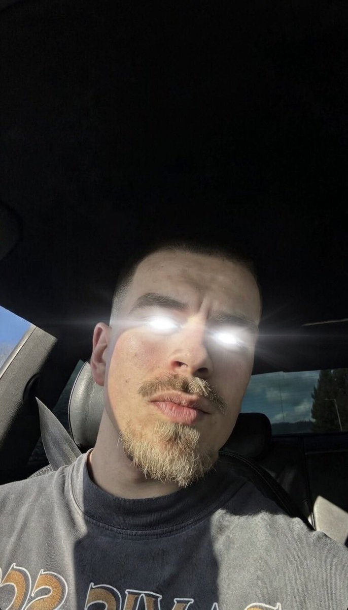 Oscarweb0's tweet image. I wanna send $5,000 to 2 followers who have never won from me 

Just like this &amp;amp; say “ME”⚡️