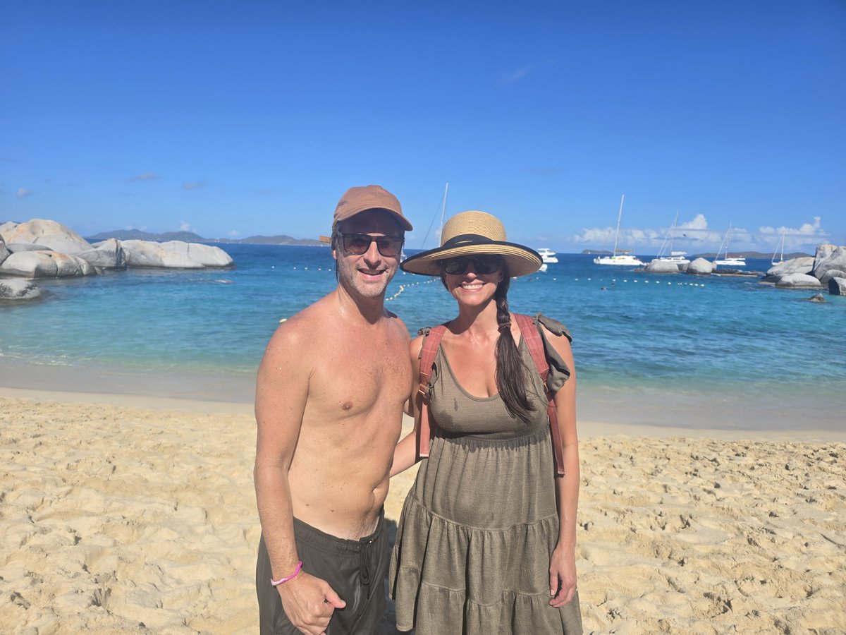 chesneyhawkes tweet media