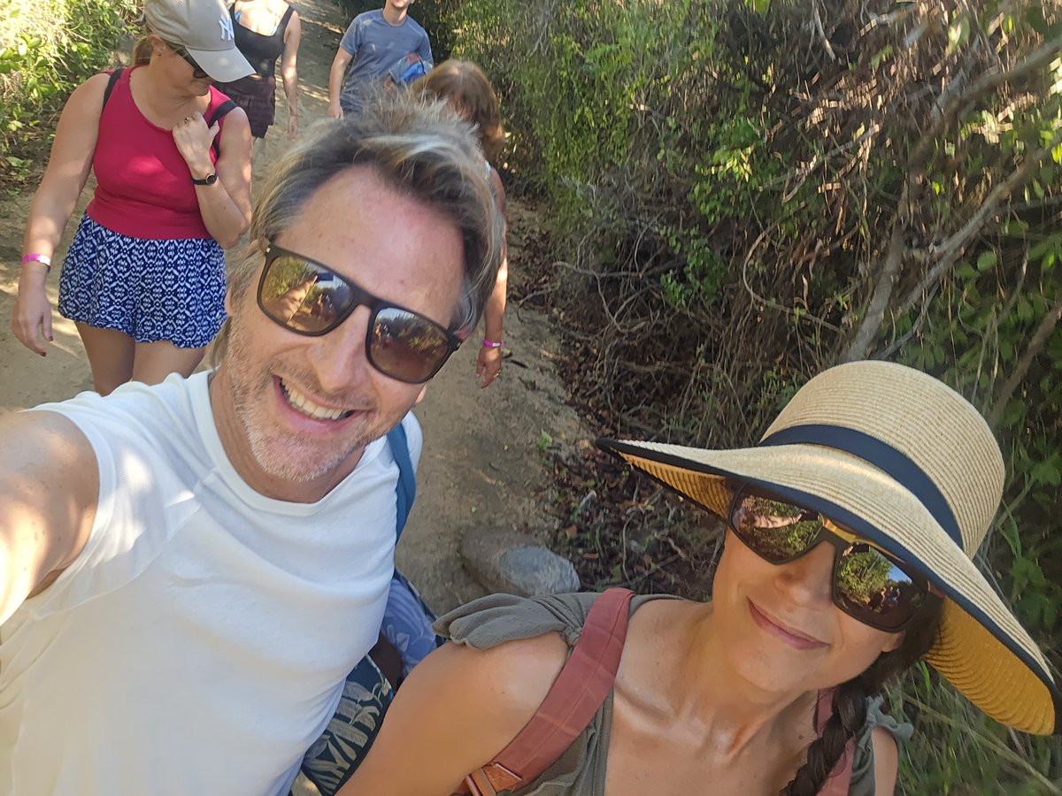 chesneyhawkes tweet media