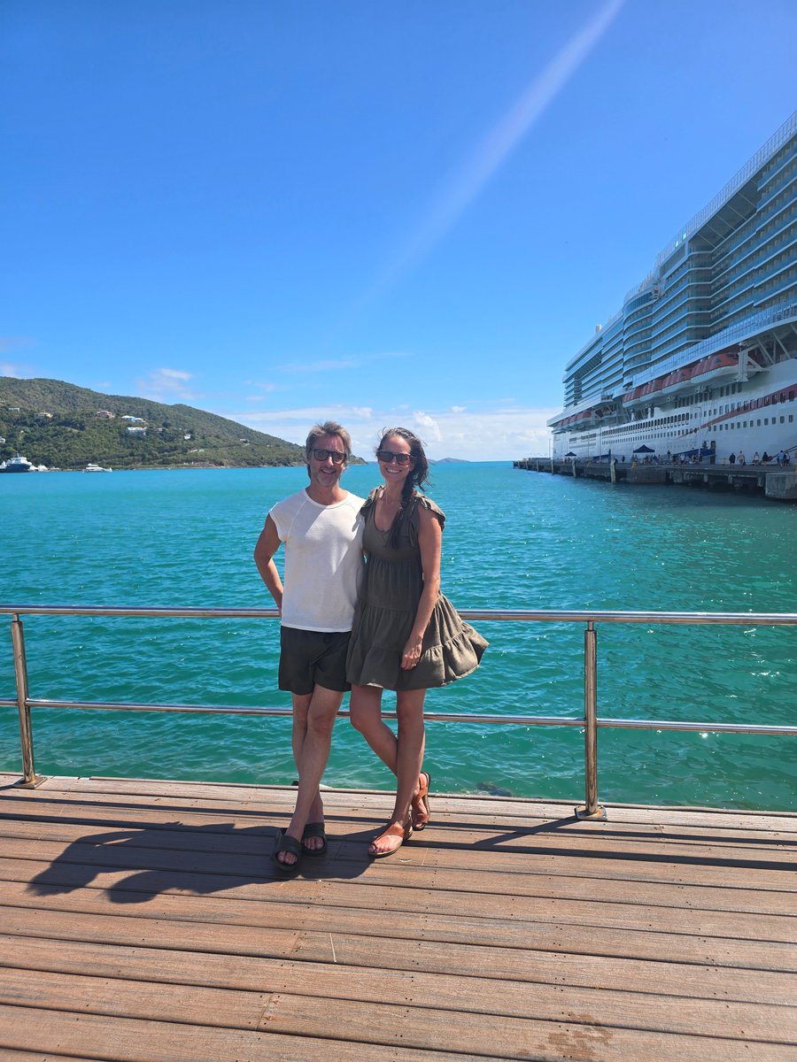 chesneyhawkes tweet media