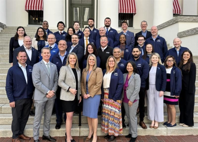 One book can make a difference. 📖 Today at the Florida Capitol, KPMG Florida collected book donations for K–12 students as part of our commitment to literacy, early learning, and stronger communities across the state.