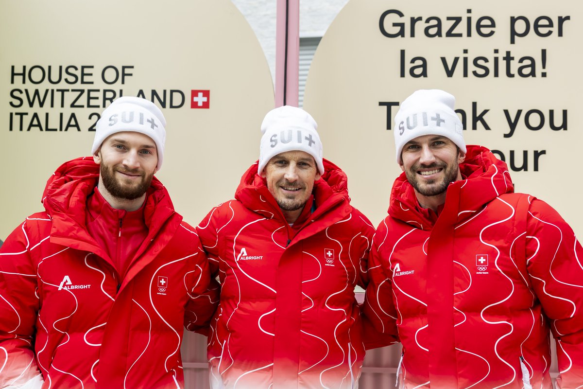 SwissIceHockey's tweet image. 🎤 Impressionen vom gestrigen Disziplinentreff im House of Switzerland.

🗣️ Impressions de la réunion disciplinaire d’hier à la House of Switzerland.

💬 Impressioni dell’incontro disciplinare di ieri alla House of Switzerland.

#SIHF #Olympics #IIHF #SwissOlympicTeam
