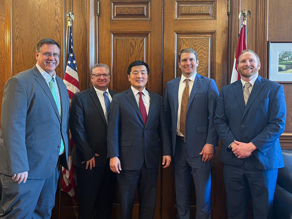 MoBiodiesel's tweet photo. 20 Capitol meetings. Productive conversations on biodiesel’s future in Missouri.

Thanks to all who met with the Biodiesel Coalition of Missouri — and to James Greer for six years as Chairman. https://t.co/wxdjhx12fF