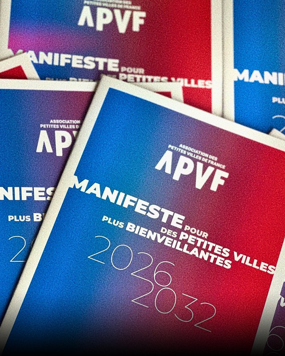 PetitesVilles's tweet photo. 𝟭𝟬 𝗽𝗿𝗲́𝗰𝗼𝗻𝗶𝘀𝗮𝘁𝗶𝗼𝗻𝘀 𝗽𝗼𝘂𝗿 𝗱𝗲𝘀 𝗽𝗲𝘁𝗶𝘁𝗲𝘀 𝘃𝗶𝗹𝗹𝗲𝘀 𝗽𝗹𝘂𝘀 𝗯𝗶𝗲𝗻𝘃𝗲𝗶𝗹𝗹𝗮𝗻𝘁𝗲𝘀

🔎 Santé, logement, sécurité, climat, culture… L’APVF publie son Manifeste 2026-2032 pour des des collectivités à taille humaine, au cœur des transitions. https://t.co/U8SD79B6TG
