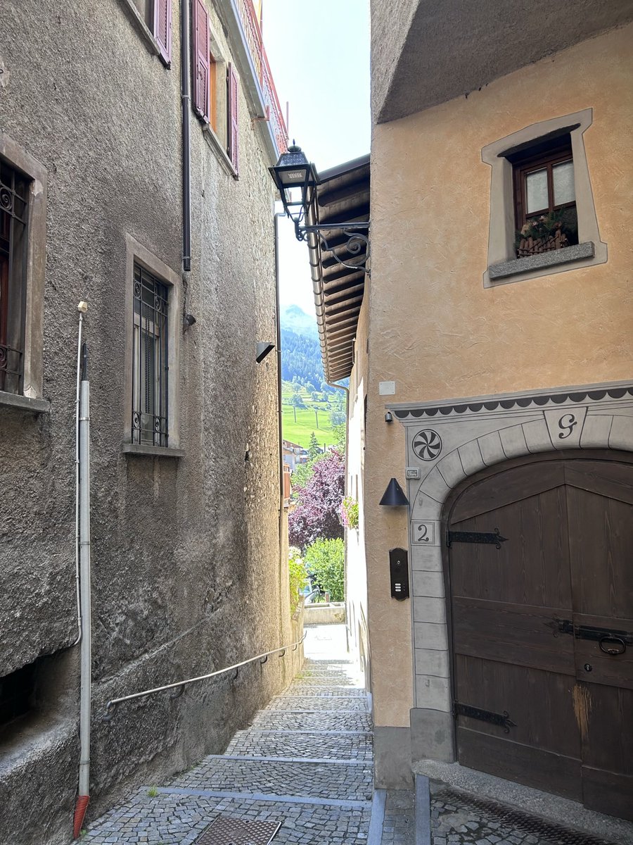 DennnyWhere's tweet photo. A delightful narrow passage in Bormio Italy https://t.co/3bm6vUAvJj