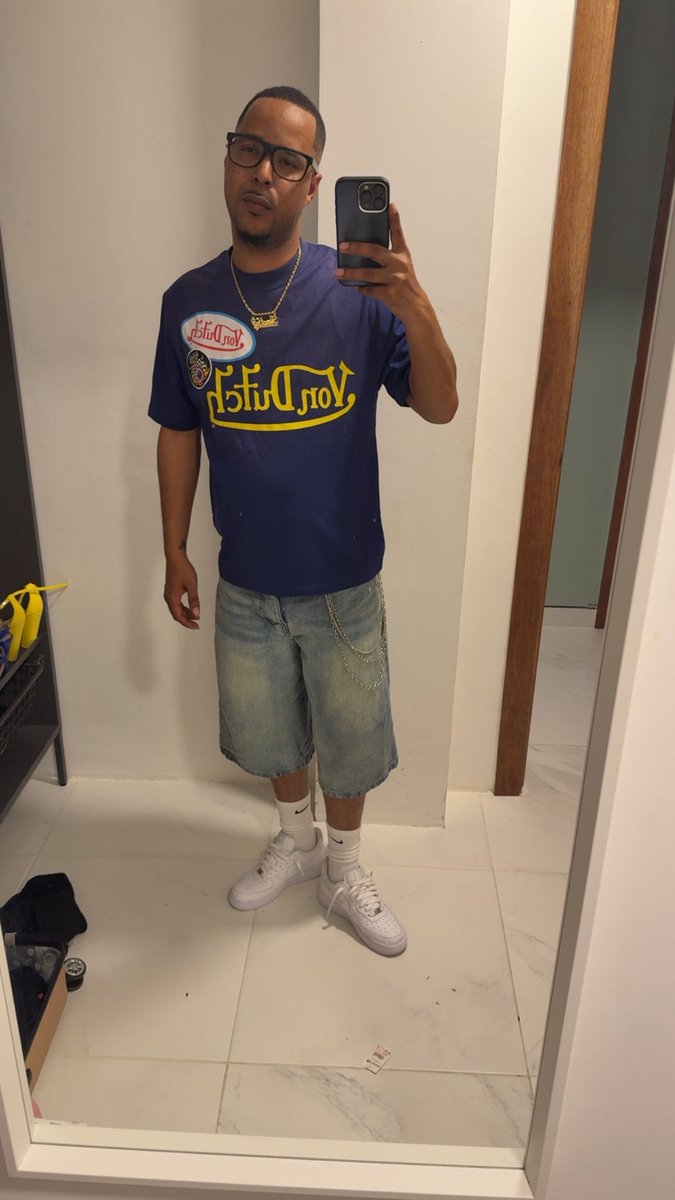 Girl Thats Tim tweet media