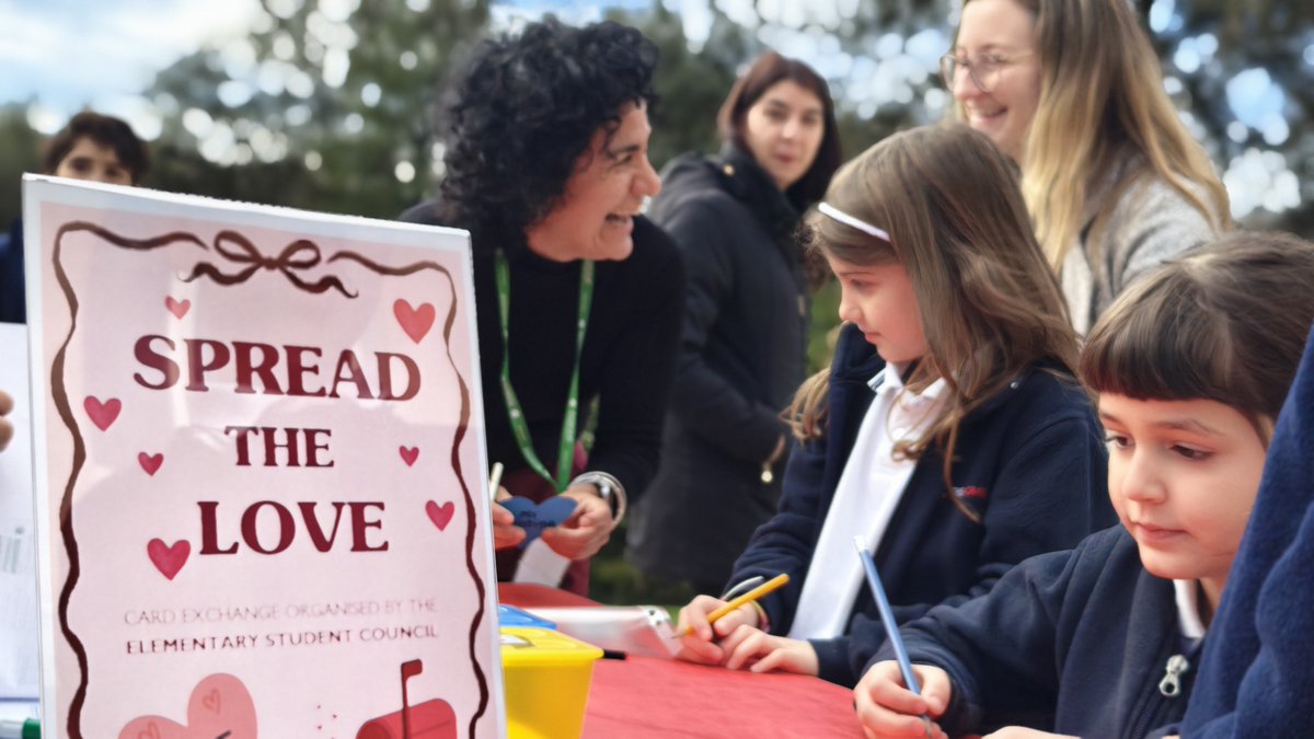 RIS Rome International School tweet media