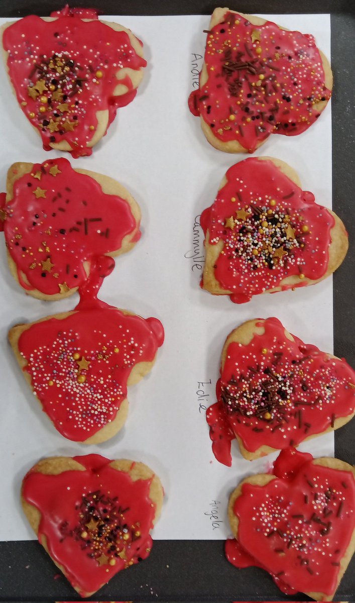 Mrs Davies tweet media