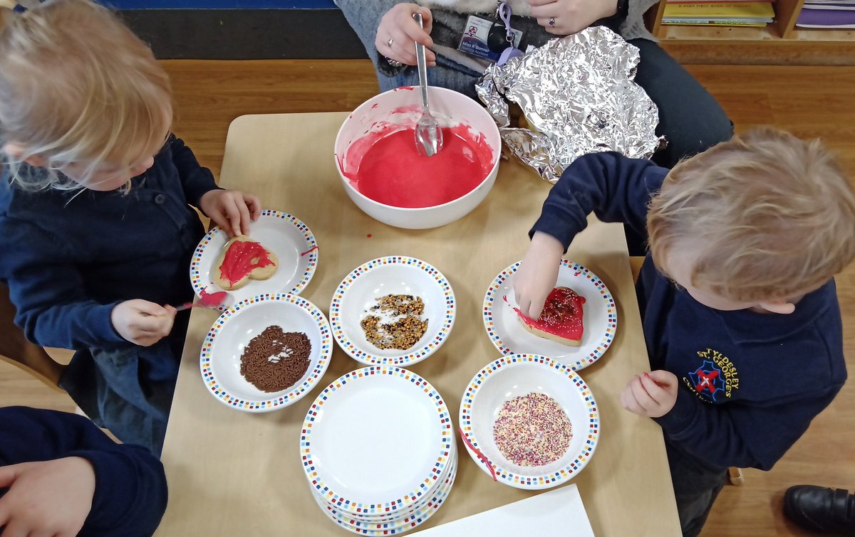 Mrs Davies tweet media