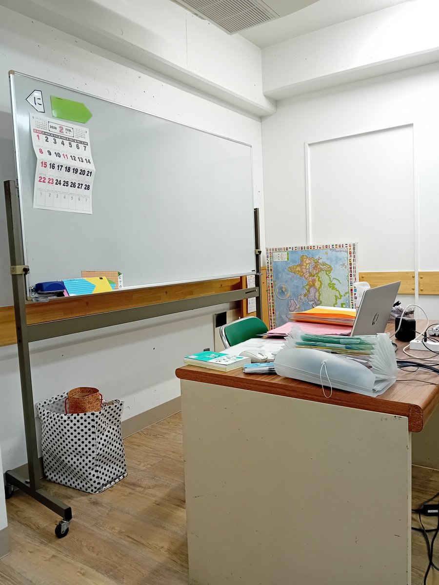 Aster's Japan survival diary - Day 128

After the midterms come the personal interview 

Won't have much to say tough, cause I am leaving class in less than 2 weeks ^^"