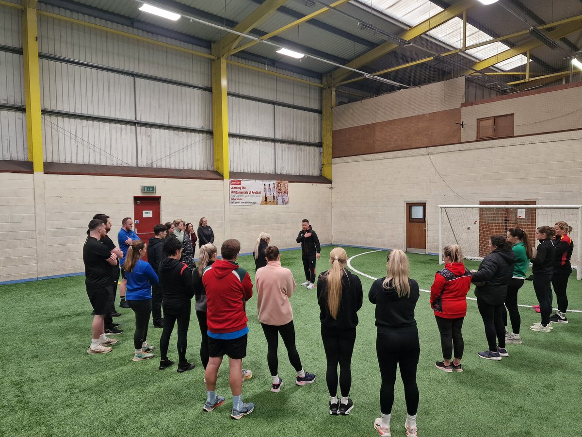 WRUDragonsREOs's tweet photo. 🔥Teachers Rugby CPD Course 🏉
TAG ✔️
T1 ✔️
Early Contact ✔️
👍🏼A huge well done and thank you for your time and positive engagement today! 👏🏽 https://t.co/AMeNwdklSW
