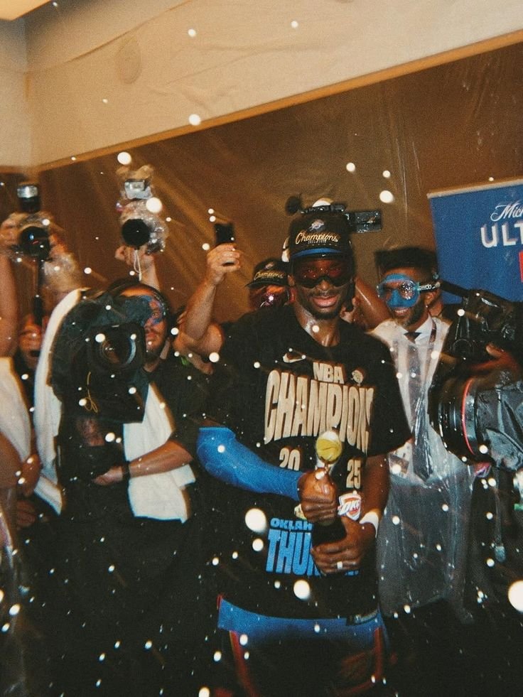 BetBlitzPro's tweet image. 🪜LADDER CHALLENGE DAY 1

$250 ——&amp;gt;$100,000 

⭐Play 1️⃣ $250.00 -&amp;gt; ⌛⌛

Sending to Everyone who Likes + RT+ Replies 

(𝙢𝙪𝙨𝙩 𝙛𝙤𝙡𝙡𝙤𝙬 @𝘽𝙚𝙩𝘽𝙡𝙞𝙩𝙯𝙋𝙧𝙤 𝙩𝙤 𝙙𝙢)

TODAY WE BEGIN A MONSTER CLIMB🔮