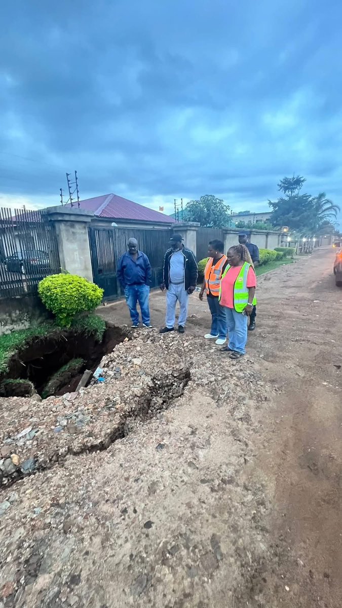 What you are seeing here are sinkholes. A serious hazard.

These images from Chalala highlight the risks of building in dolomitic terrain without proper ground investigations.

Before developing, conduct geotechnical investigations, assess hydrogeological conditions and engage