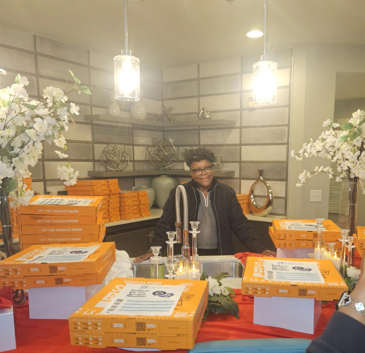 TheExchange_BC's tweet photo. Thank you to everyone who came out on Monday for our pizza event! We loved seeing so many of you and spending time together as a community. A big thank you to Ms. Simon for helping us with the decorations — everything looked amazing, and we truly appreciate your... https://t.co/TrQJvo8Tc5