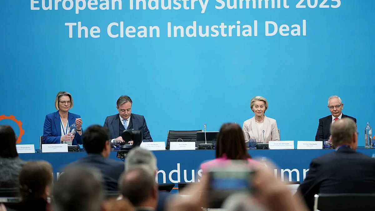 🇪🇺 Made in UE - zmiana zasad zamówień publicznych

Unia Europejska zapowiedziała dziś w Antwerpii podczas European Industry Summit, że wprowadzi nową politykę zamówień publicznych, która będzie priorytetowo traktować towary produkowane w UE i niskoemisyjne. 

To część