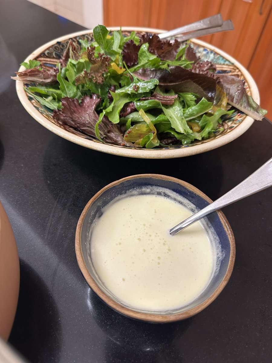 deankarrachef's tweet photo. Today lunch was in Guatamala with a small stop over in Zimbabwe  
Pepian de polo, Guatemalan nyemba rice , pickled onion salad and coconut lime dressing #travellingwithoutapassport #riceandchicken #foodblesser https://t.co/I4mQKhL5Zp