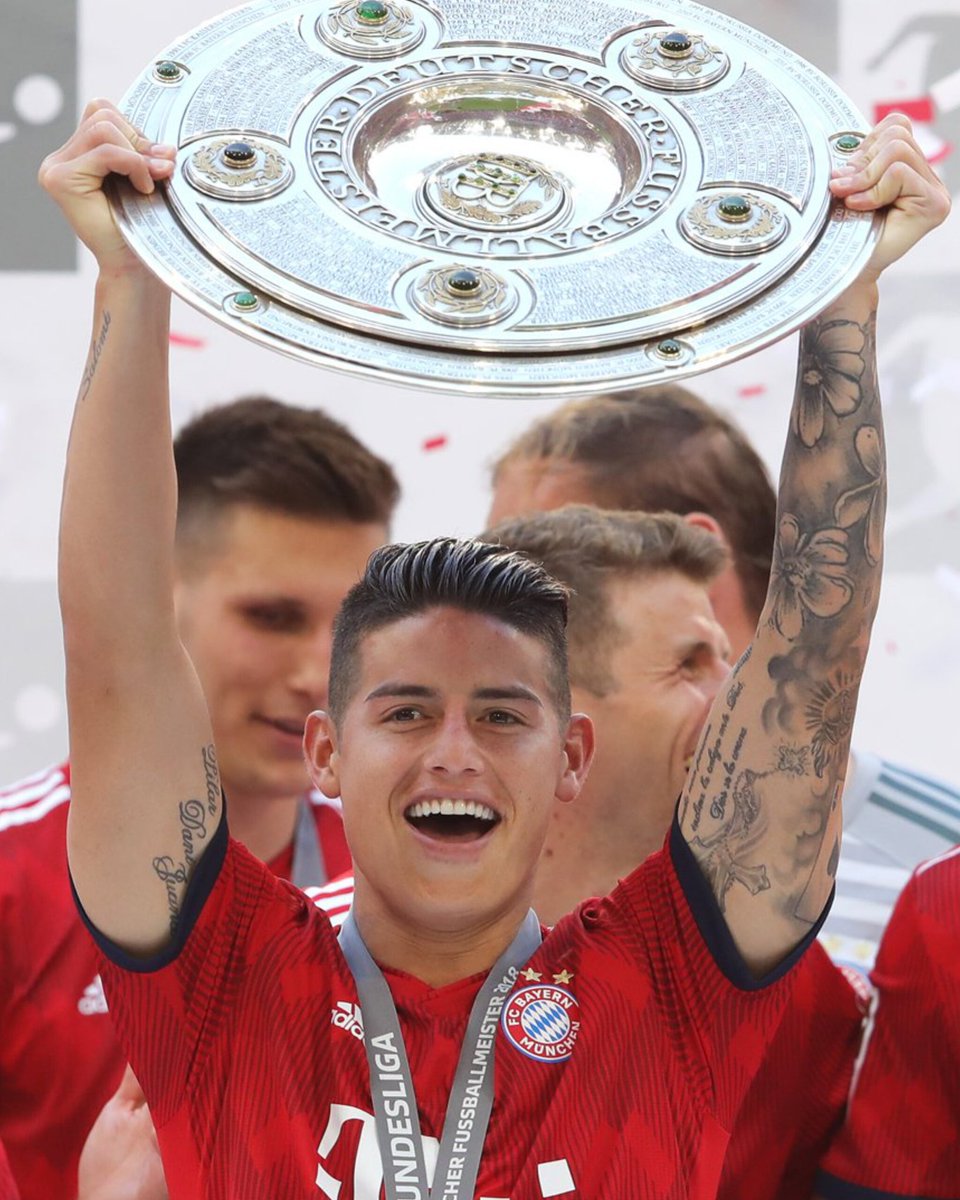 Mugdany's tweet image. La prensa siempre toma a mal todo lo que dice James Rodríguez. Quienes vimos la entrevista en 2020 lo sabemos. Tenía un trato con el Atlético y solo quería vivir en Madrid y su hija estaba ahí, no se fue por el frío. Estamos los que te apoyamos siempre. No importan los haters.