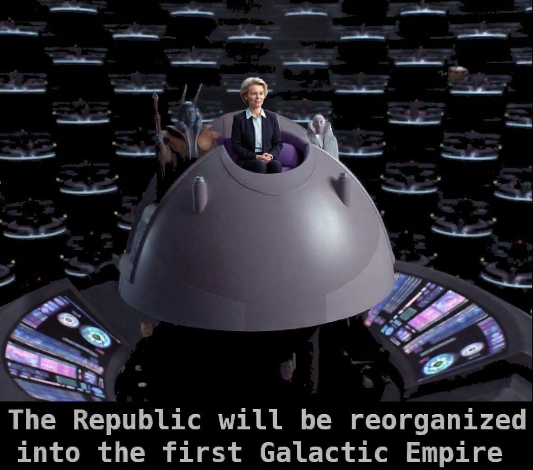 Cassandra tweet media