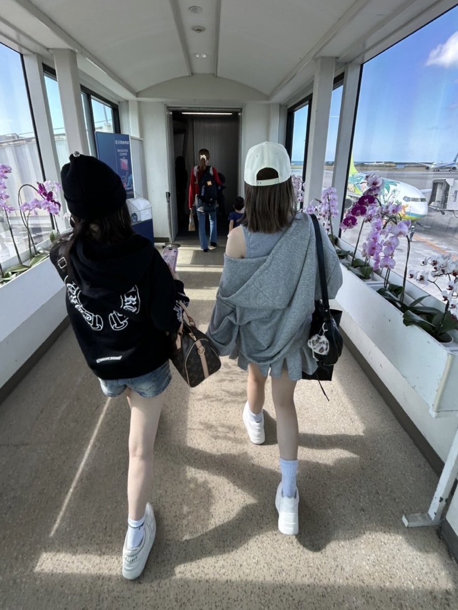 _xch1's tweet photo. 沖縄🌺✈ https://t.co/qccKGqXT1n