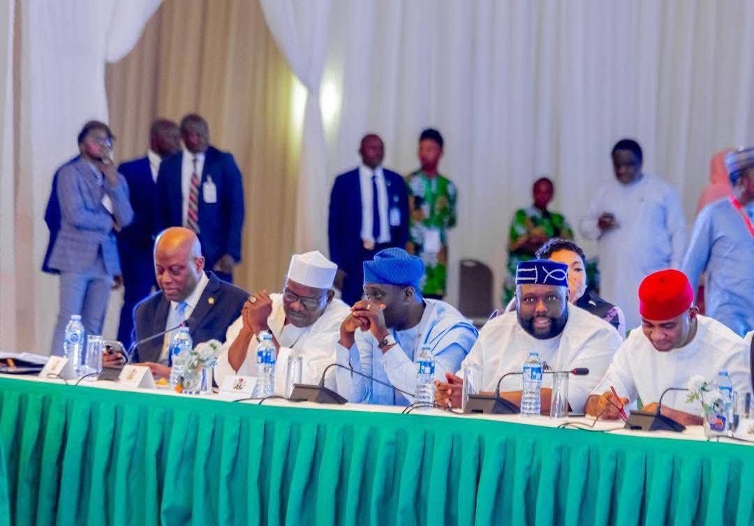 PETER DE ROCK AKA OKUTE tweet media