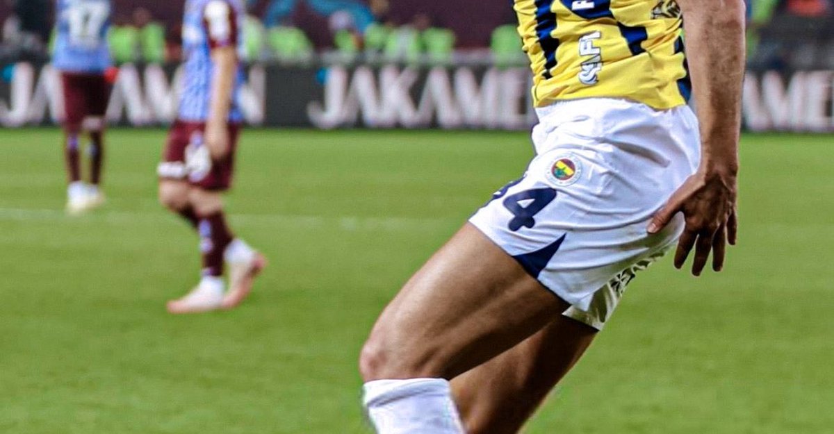 𝐒𝐞𝐥𝐢𝐧 ☆ tweet media