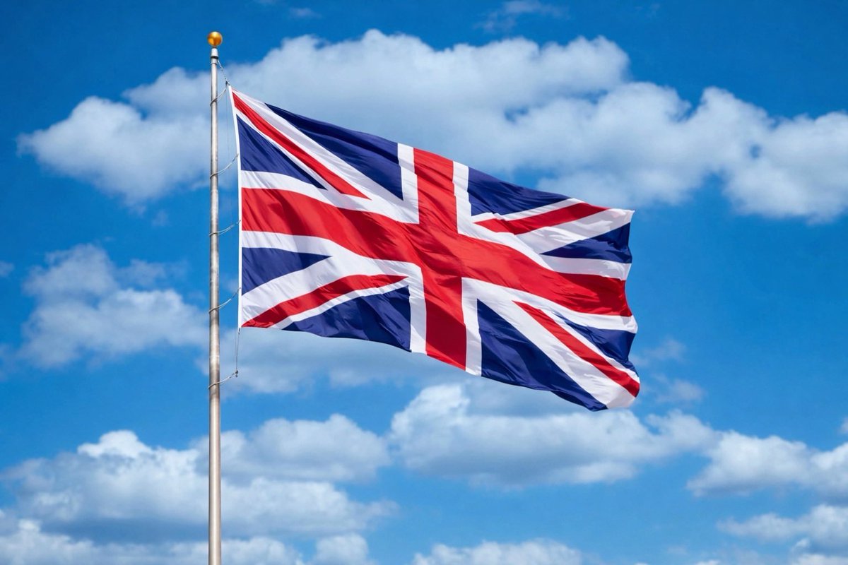 JUST IN: 🇬🇧 UK Prime Minister Starmer says he will "never" resign following Epstein scandal. 

"I will never walk away from the mandate I was given."