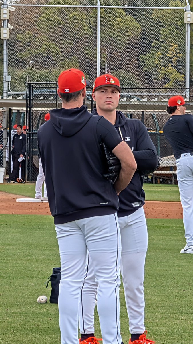 JV and Skubal chatting.