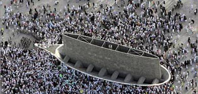 كان رمز بعل منارة هو رجم الجمرات (المكان الوحيد الذي رُجم فيه هذا الرمز هو في الدين التوحيدي للنبي إبراهيم) والذي بنى السعوديون جدارًا حوله !!! 
#Baal