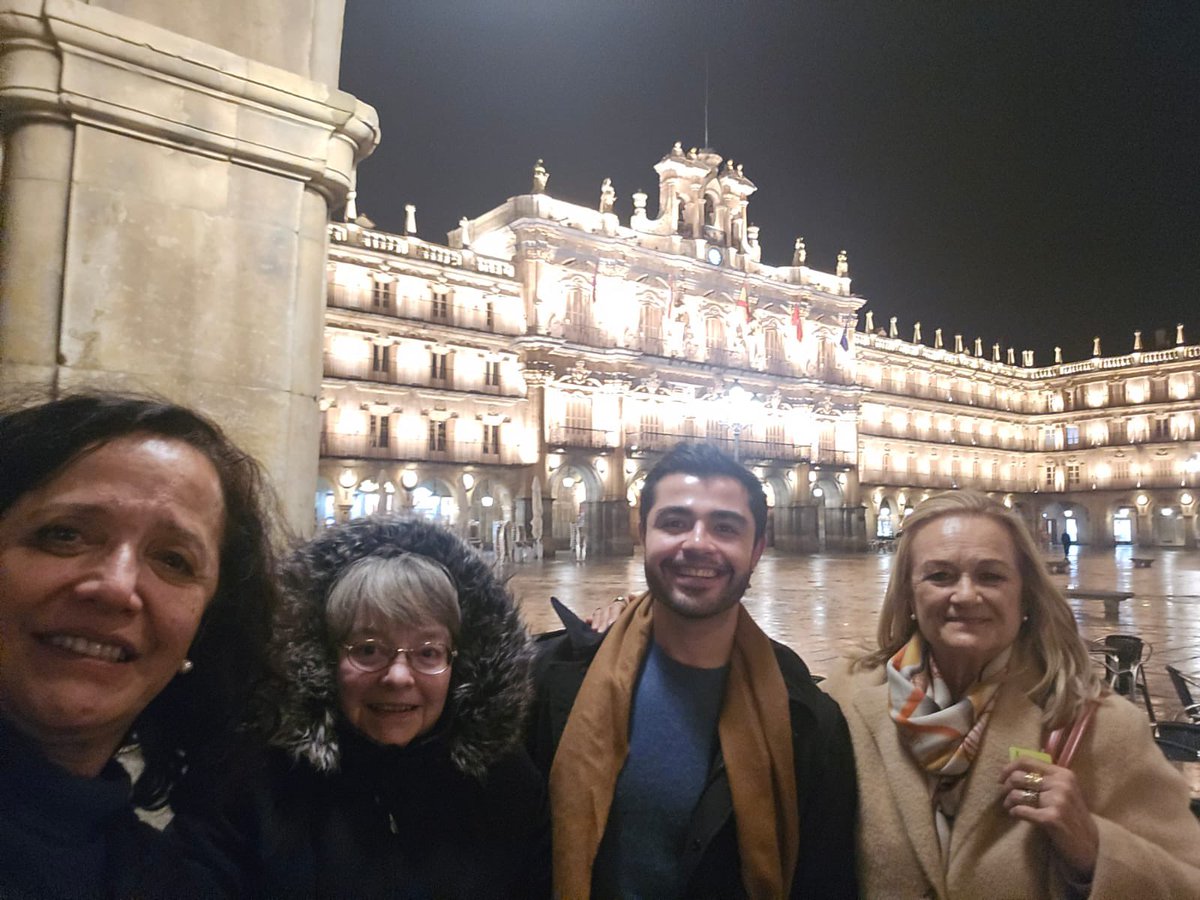 Facultad FilosofíaUP tweet media