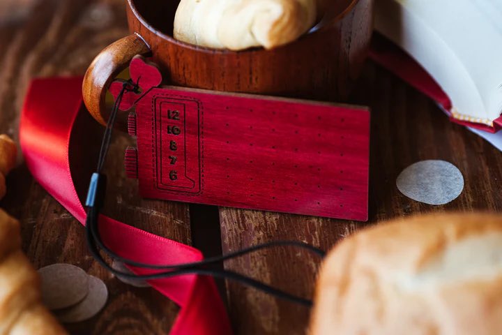 💖Shoppe is closed except for box preorders and gift cards💖

🐈‍⬛🧹You can see a previous box we sent out here:

riddlesteashoppe.com/pages/curated-…