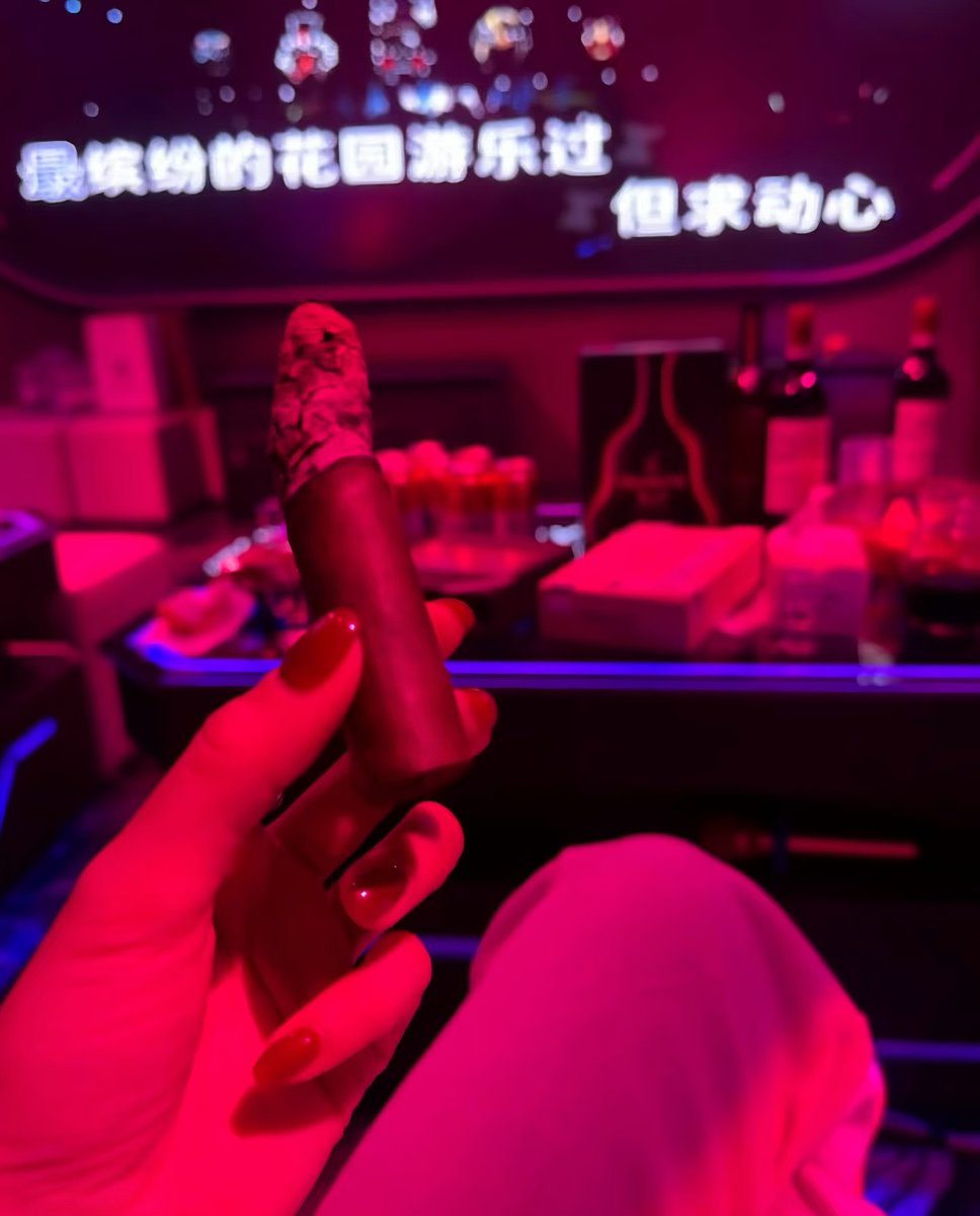 YWphwe's tweet photo. 正常尺寸也就这样了吧？ https://t.co/j70j5GZ4BP