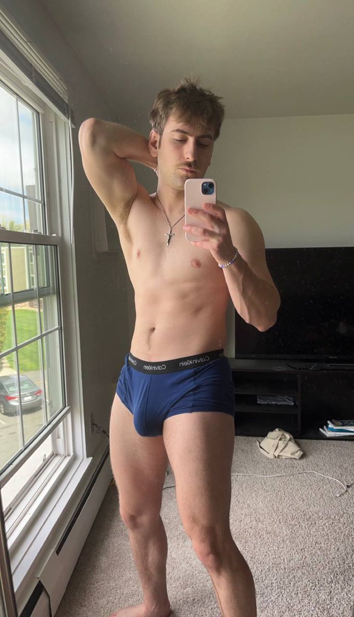 leandrofruhauf's tweet image. Look at the comments if you’re brave enough