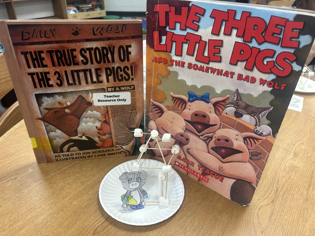 TweetDCS_HLI's tweet photo. In library this week, 3rd graders enjoyed a lesson on compare and contrast/point of view with The Three Little Pigs! They even built their own houses! #BeTheStandard #TeamDCS #OneTeamOneDream #famiHLy #crosscurricular https://t.co/kKNXf7ZVVL